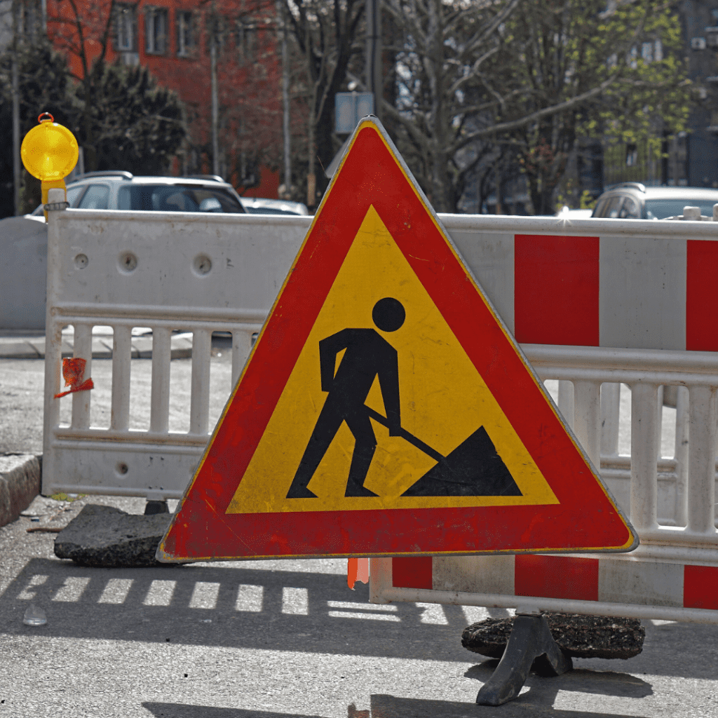 BARI, MANUTENZIONE STRAORDINARIA DELLE STRADE AFFERENTI AL CENTRO CITTADINO 4 APPALTO BARI